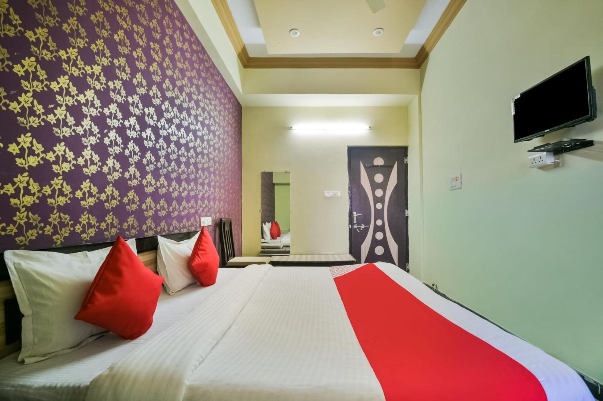Hotel O Kalika Resort Lakāwās Dış mekan fotoğraf