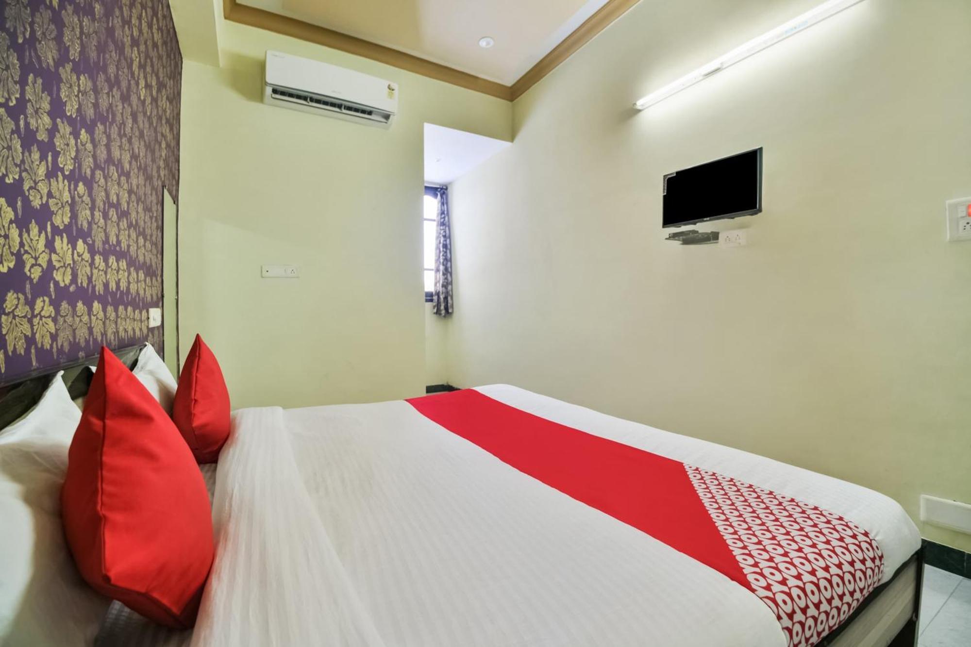 Hotel O Kalika Resort Lakāwās Dış mekan fotoğraf