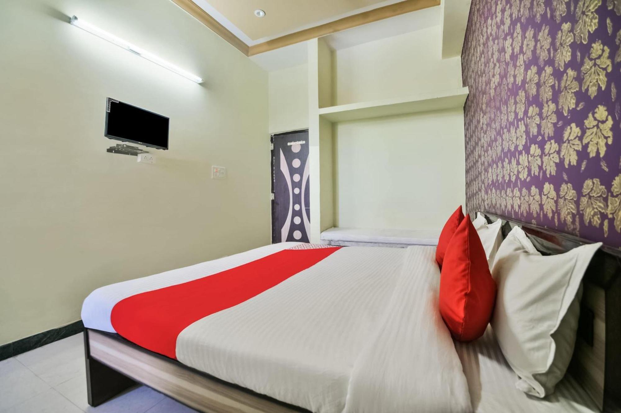 Hotel O Kalika Resort Lakāwās Dış mekan fotoğraf