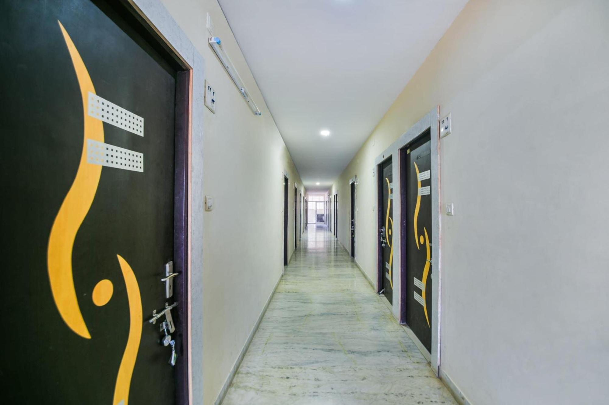 Hotel O Kalika Resort Lakāwās Dış mekan fotoğraf